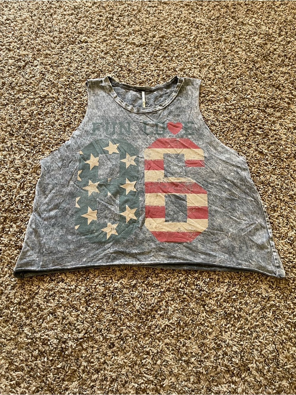 JC FITS INC. Women’s Graphic Tank Top Mineral Wash 86 American Flag Patriotic M‎